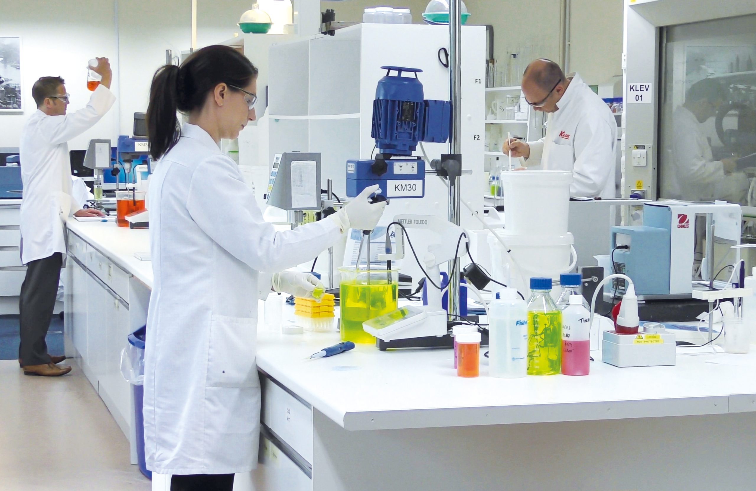 Heat Transfer Fluid - scientist in lab